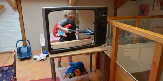 Schoolwoonkamer_Kleine wereld-TV